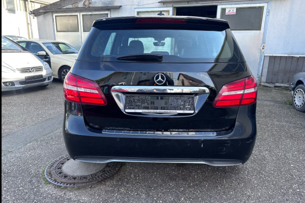 2018 Mercedes-Benz B-Class z przebiegiem 319 000 km