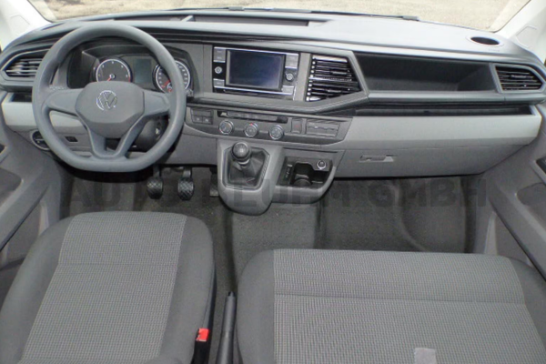 2022 Volkswagen Transporter z przebiegiem 65 000 km